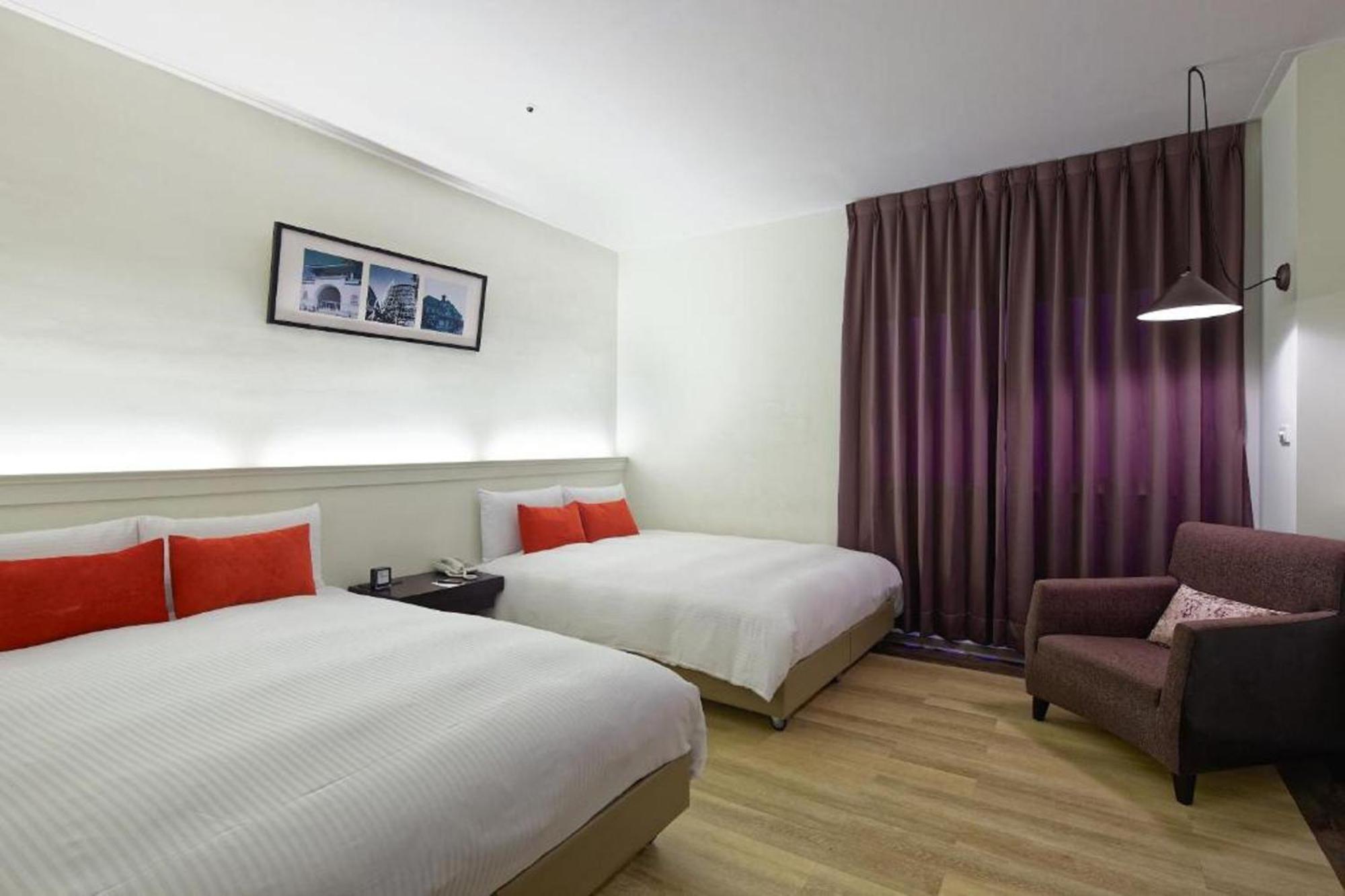 53 Hotel Tchaj-čung Exteriér fotografie