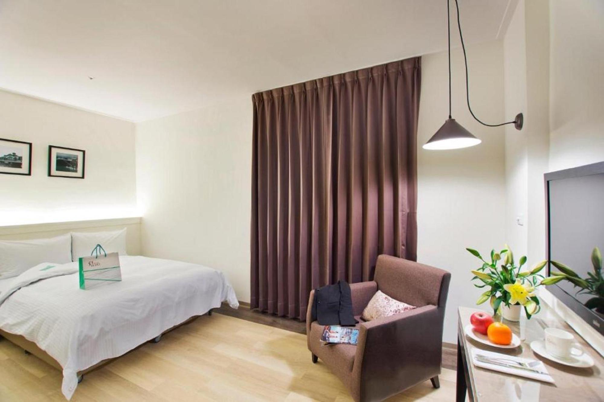 53 Hotel Tchaj-čung Exteriér fotografie