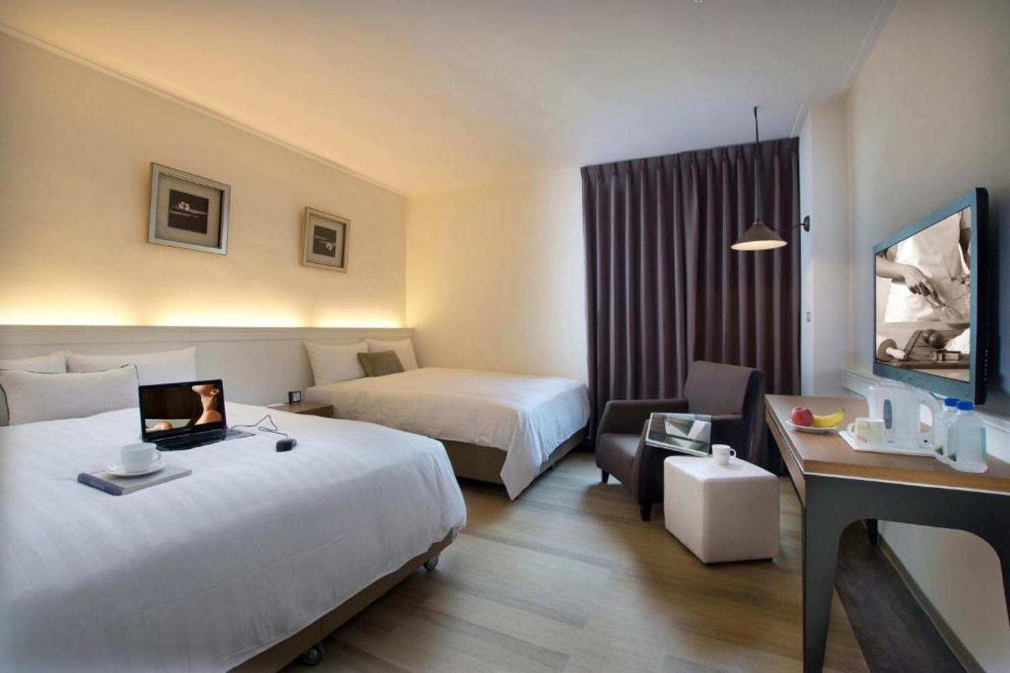 53 Hotel Tchaj-čung Exteriér fotografie