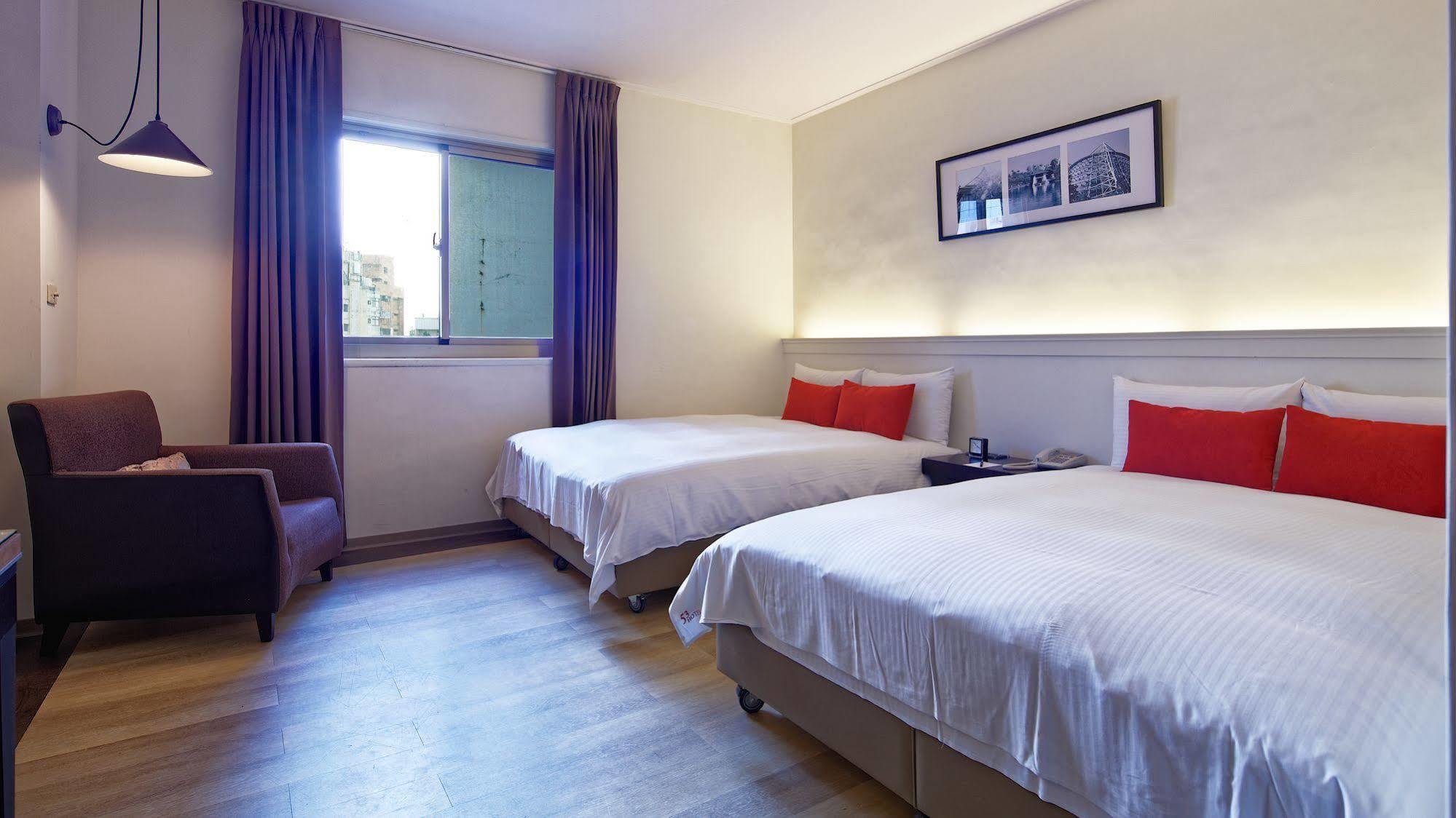 53 Hotel Tchaj-čung Exteriér fotografie